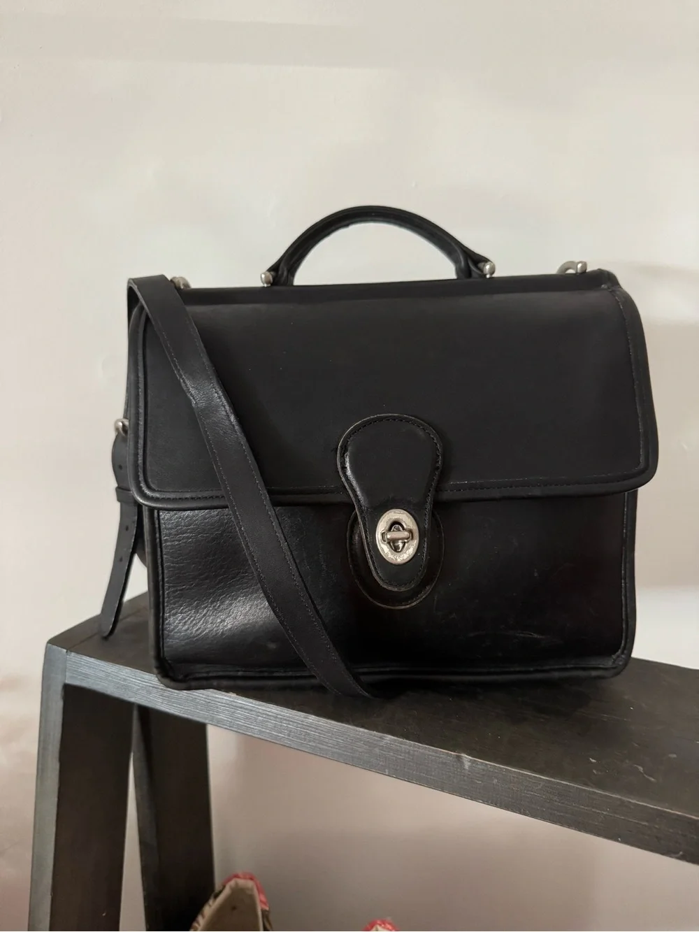 Classic Black Leather Crossbody Satchel - Unbranded
